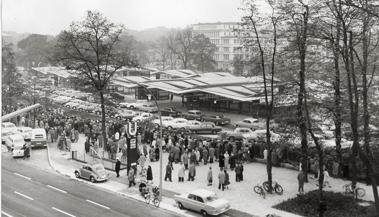 19552018 Die UBahn wächst mit der Stadt Hamburger Hochbahn AG